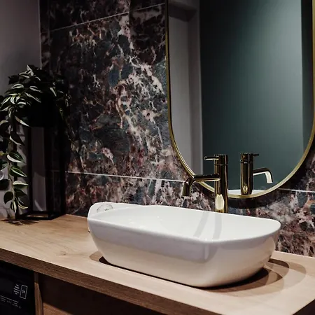 Apartment Arte Wikana - Faktura Vat Garaz *
