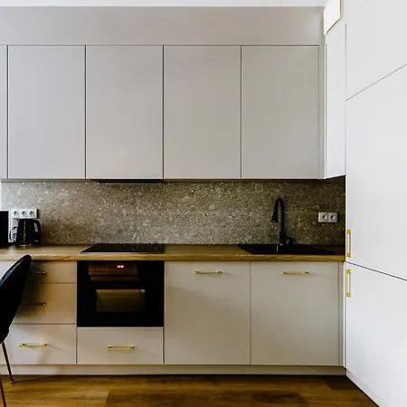 Arte Wikana - Faktura Vat Garaz Apartament
